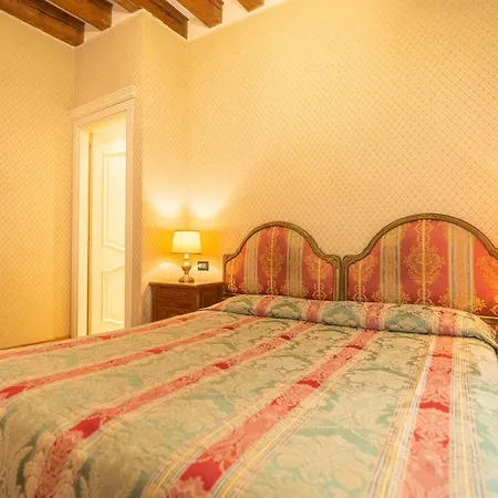 Bed & Breakfast Ca Valeri 3*